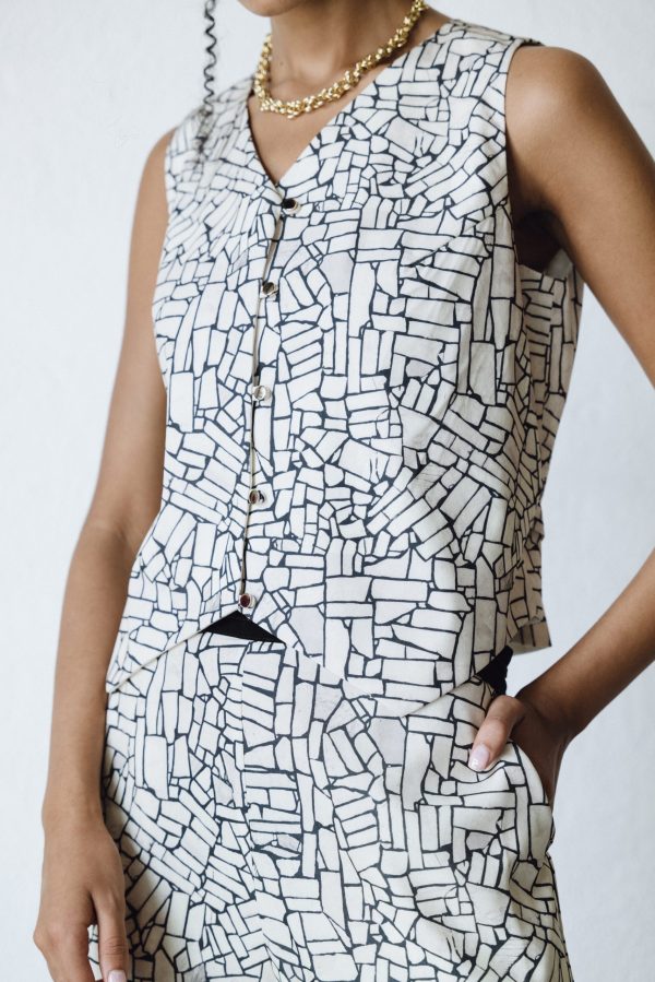 printed vest