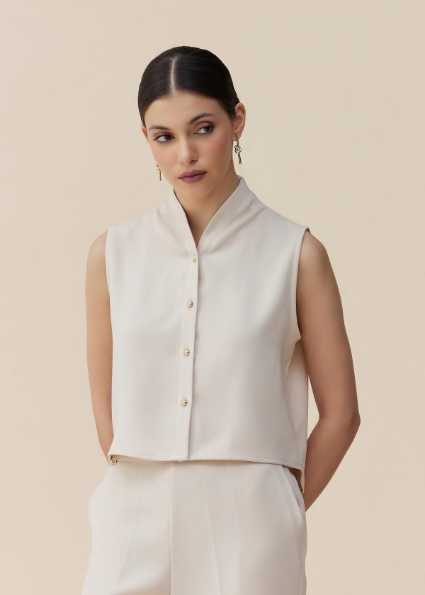 sleevless top